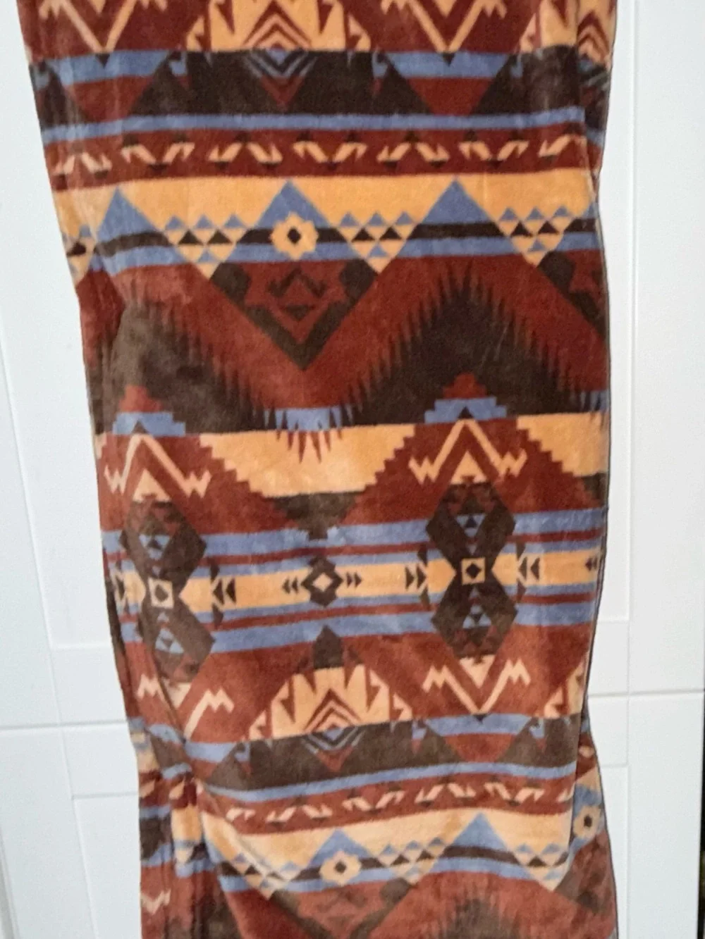 NEW WRANGLER OVERSIZED ULTRA PLUSH THROW 60x70” AZTEC SOUTHWEST THEME BEAUTIFUL